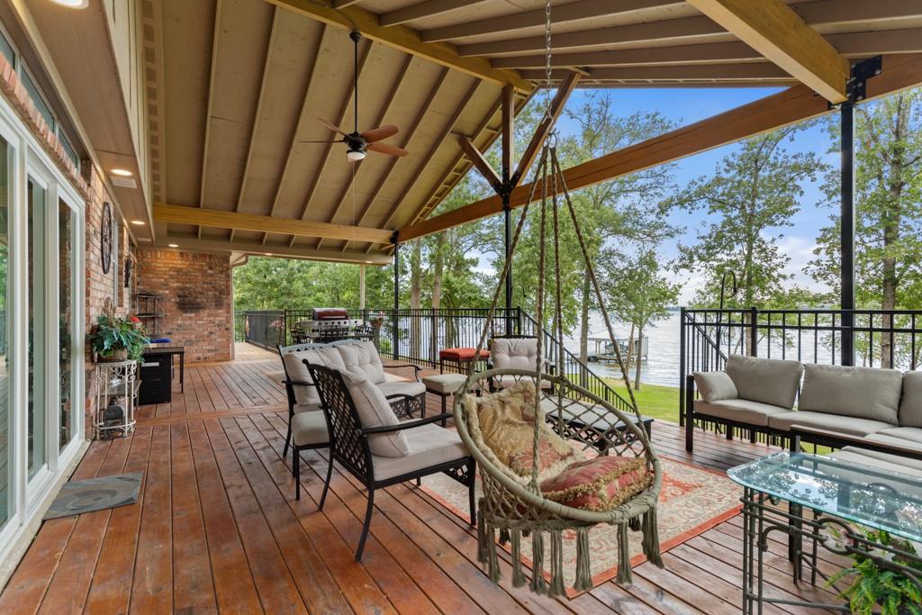 Hickory Harbor - Residential