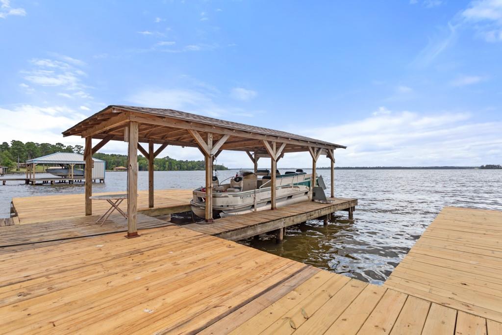 Hickory Harbor - Residential