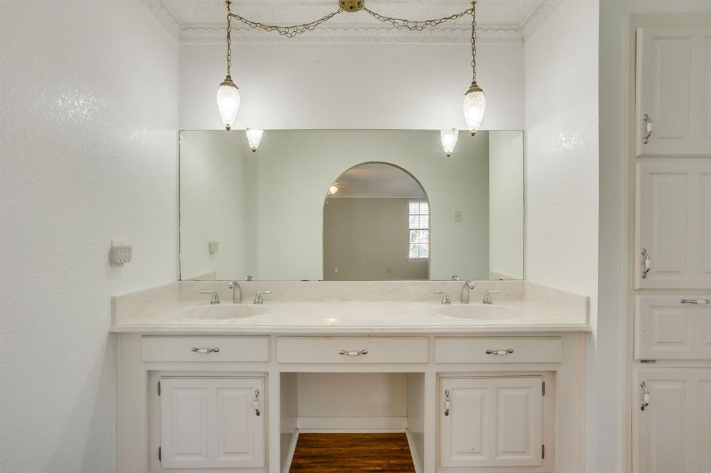 Decordova Bend Estate - Residential