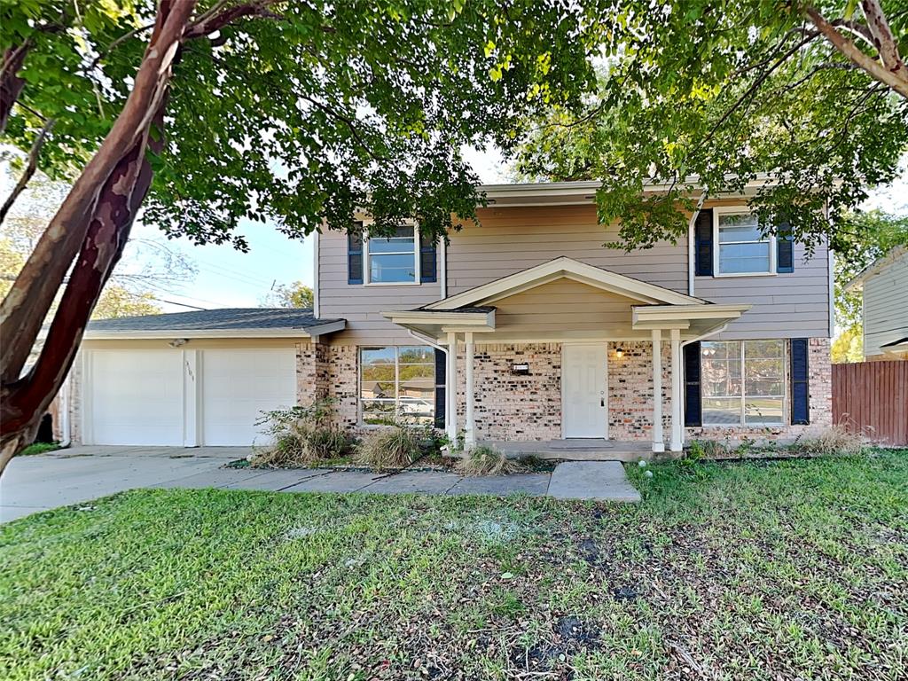 Charming and spacious 3-bedroom, 2.5-bath home located in an established Mesquite neighborhood. This home offers a functional layout with multiple living areas, providing plenty of space for relaxing or entertaining. The interior features a welcoming feel with well-sized bedrooms, a practical kitchen, and great natural light throughout.

The large backyard offers room to spread out, whether you’re enjoying a quiet evening or hosting guests. Situated on a generous lot with mature surroundings, this home combines comfort and convenience with easy access to major highways, shopping, and dining. Hurry homes this nice do not last long. Schedule your showing today!