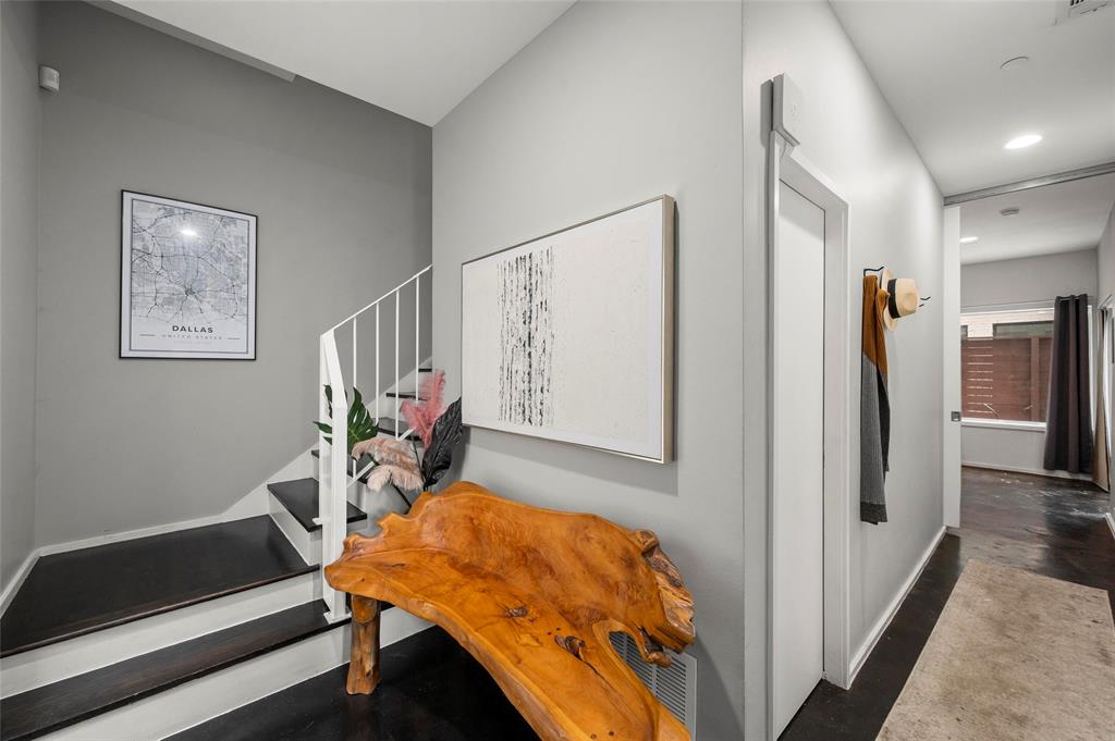 5205 Capital Condos - Residential