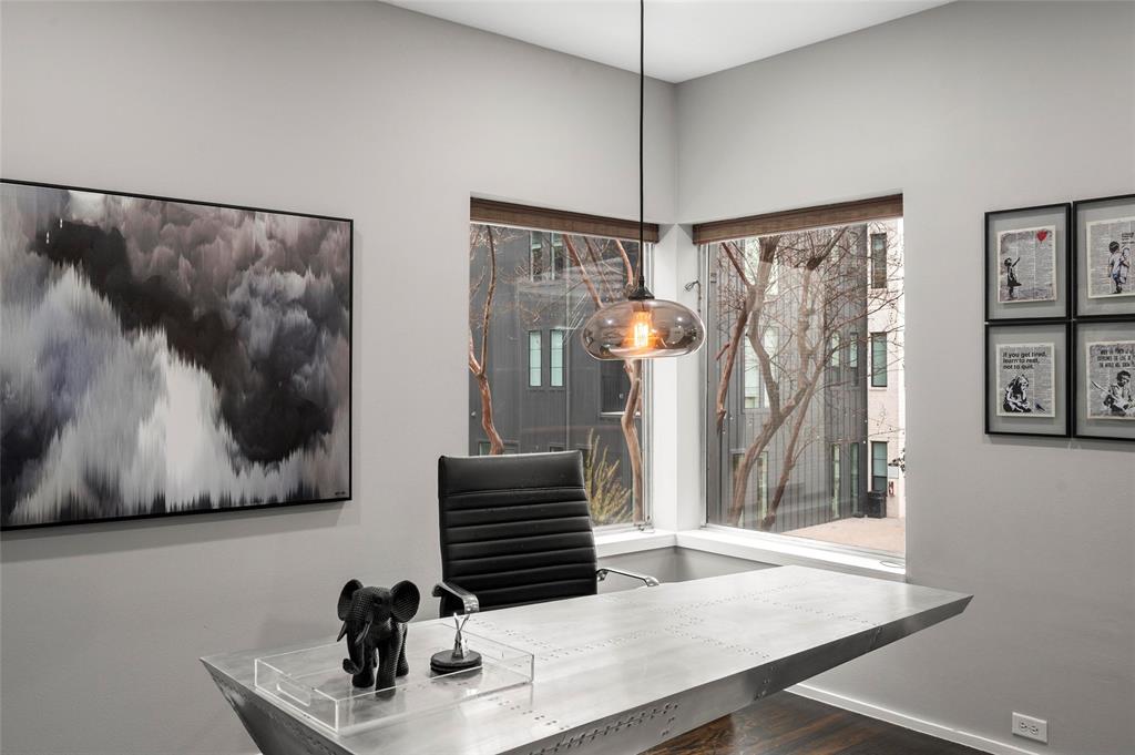 5205 Capital Condos - Residential