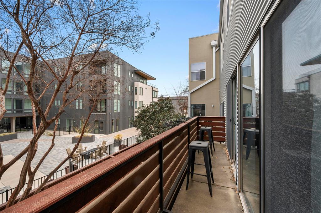 5205 Capital Condos - Residential