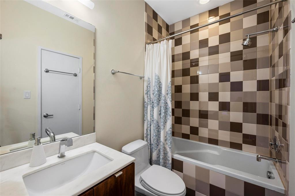 5205 Capital Condos - Residential
