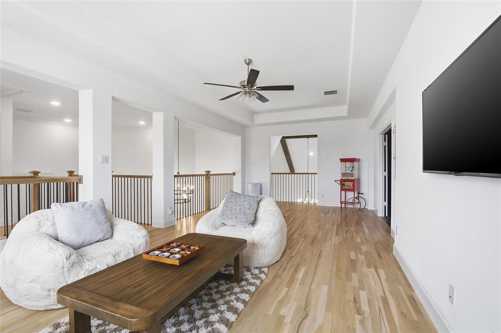 Star Trail Ph Eight - Residential