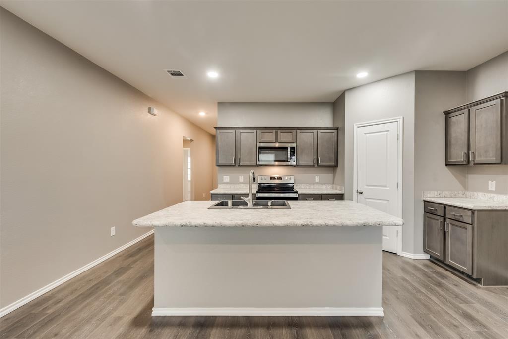 Verandah Ph 3b1 - Residential