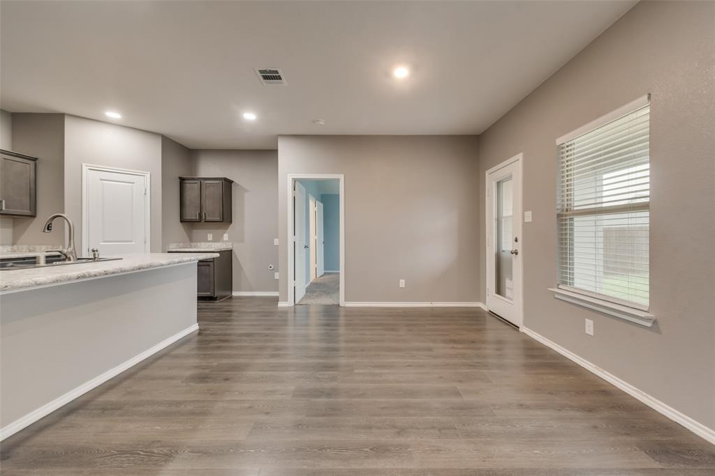 Verandah Ph 3b1 - Residential