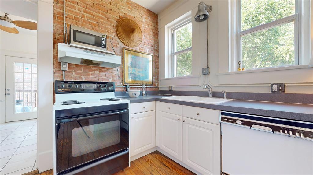 1529 Sullmn Street Condos - Residential