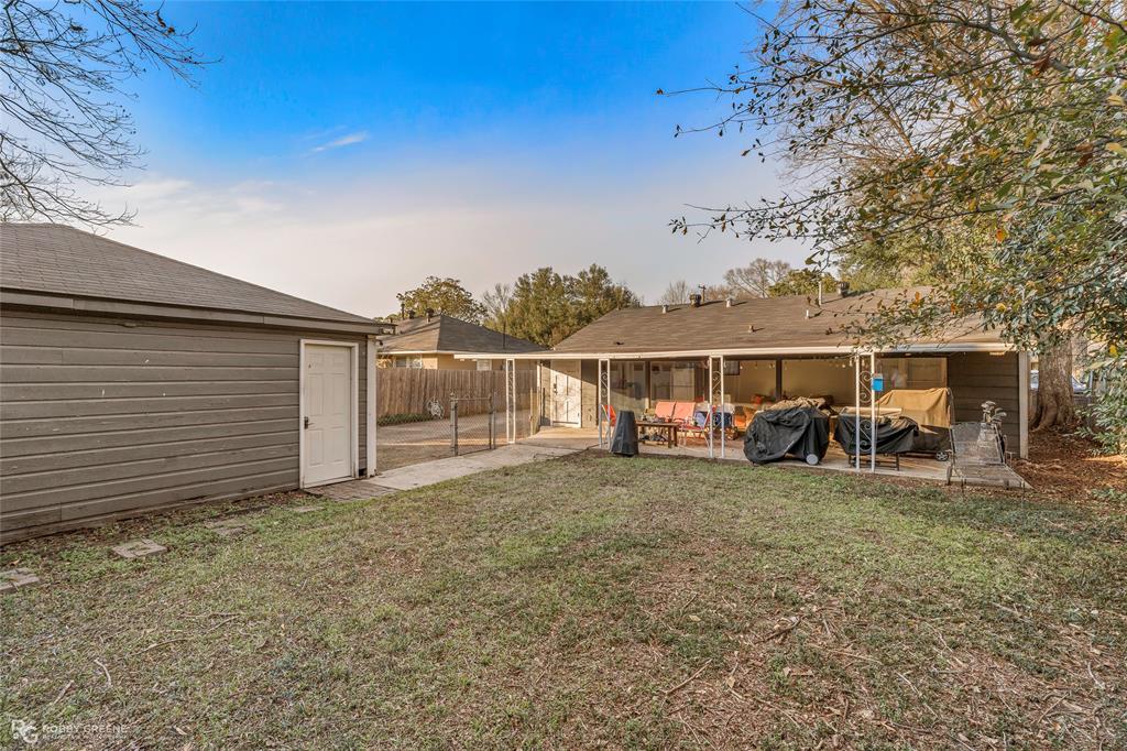 Clingman-Broadmoor Sub - Residential