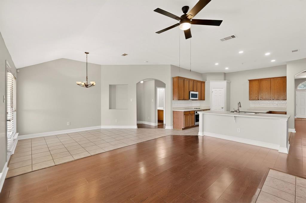 Deer Creek Arlington - Residential