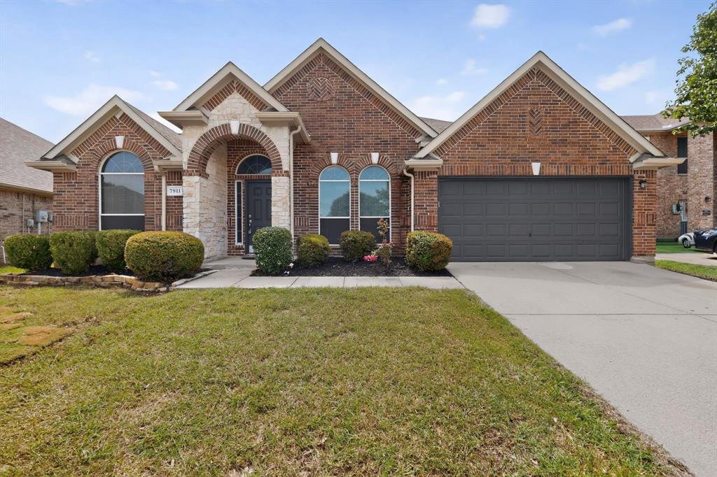 Welcome home to this beautifully maintained single-story residence in the desirable Deer Creek community of Arlington. Featuring 4 spacious bedrooms, 2 full baths, and an ideal split-bedroom floorplan, this home offers both comfort and privacy. The inviting interior showcases elegant formal living and dining areas, abundant natural light, and a stunning fireplace that creates a warm focal point in the open-concept living space. The spacious kitchen is a chef’s dream with a large work island, breakfast bar island, ample cabinetry, and seamless flow into the family room ...perfect for entertaining and everyday living. The private backyard features a covered patio ideal for relaxing or hosting gatherings year-round. Generous living spaces, and thoughtful design make this home move-in ready and a must-see. Conveniently located near schools, shopping, dining, and major highways.
All information is deemed reliable but not guaranteed. Buyer and buyer’s agent to verify all information, including measurements and property details.