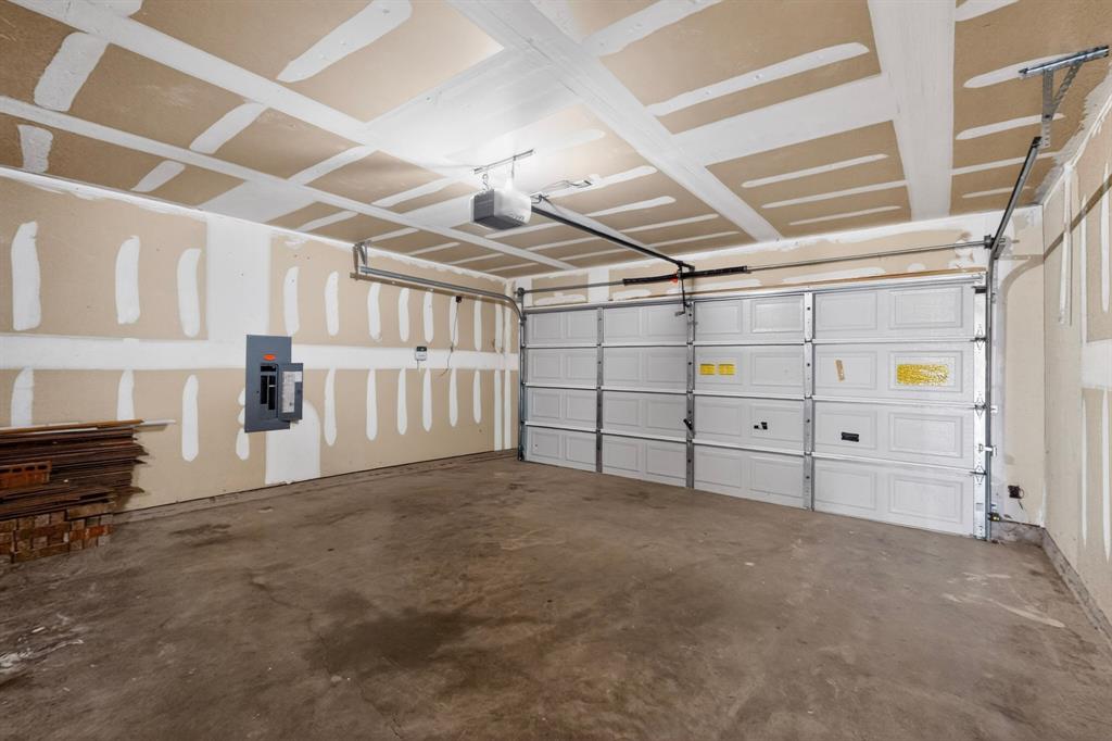 Deer Creek Arlington - Residential
