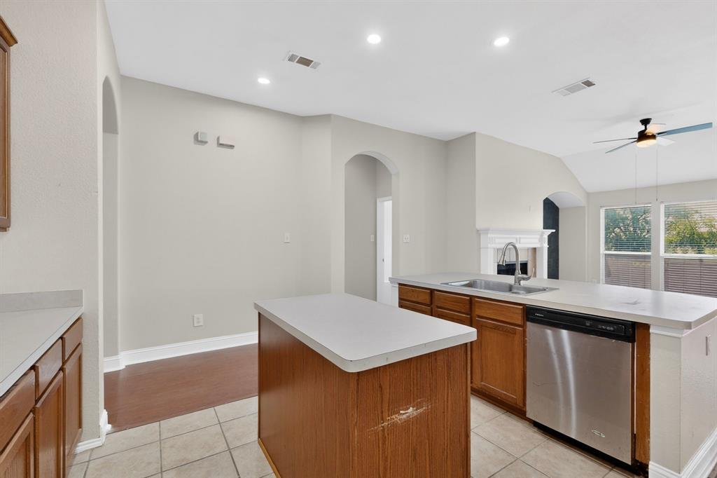Deer Creek Arlington - Residential
