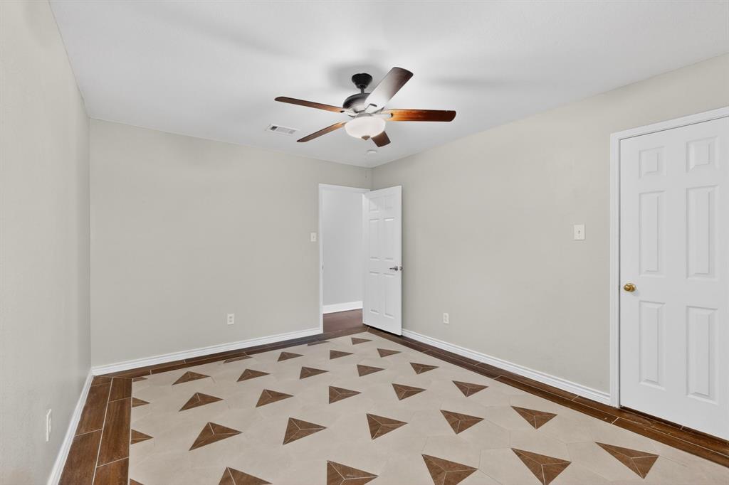 Deer Creek Arlington - Residential