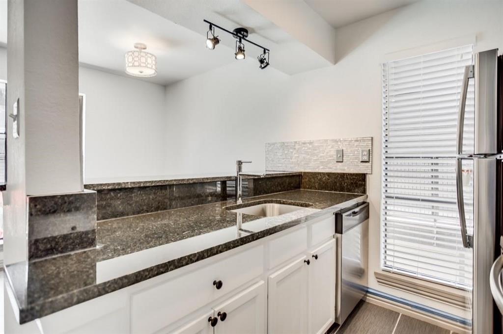 Martys Oak Lawn Add - Residential Lease