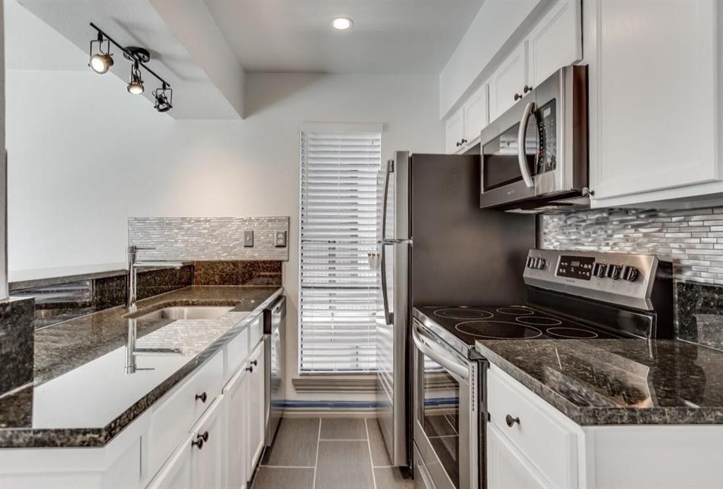 Martys Oak Lawn Add - Residential Lease