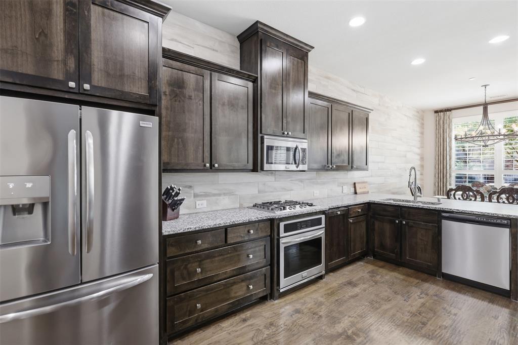 Mustang Park Ph Seven - Residential