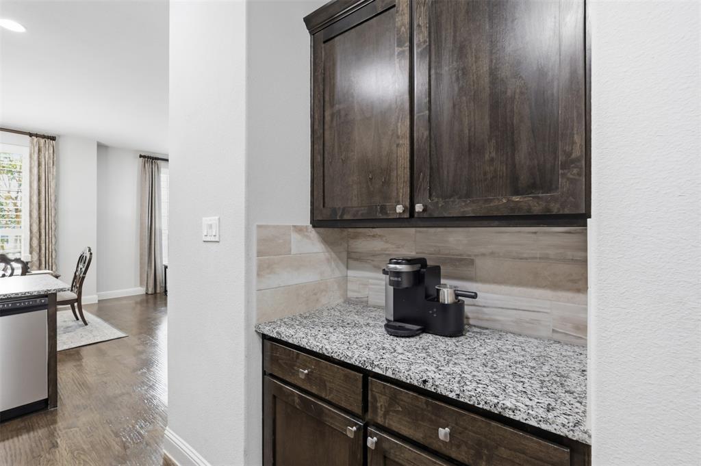 Mustang Park Ph Seven - Residential