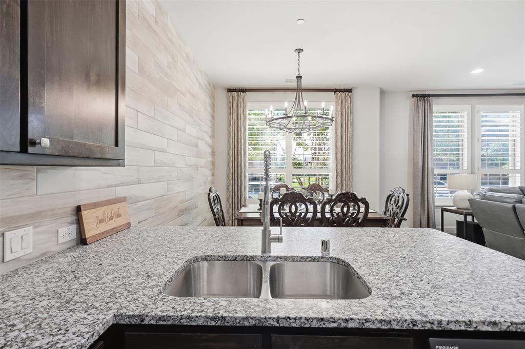 Mustang Park Ph Seven - Residential