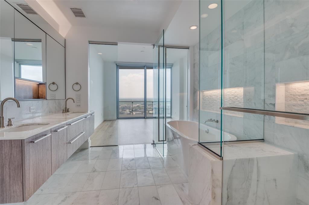 Bleu Ciel Condo - Residential
