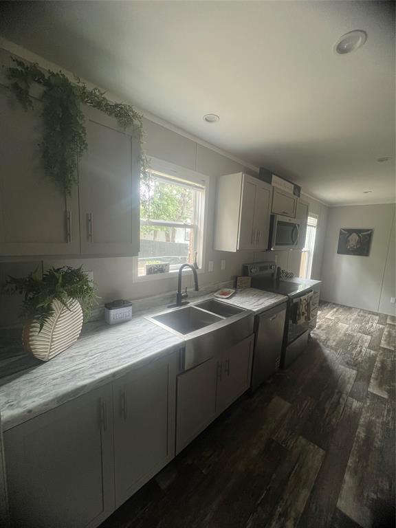 PELICAN BAY - Residential