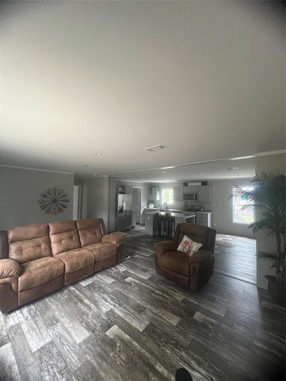 PELICAN BAY - Residential