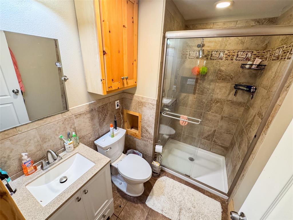 W WEATHERHEAD - Residential
