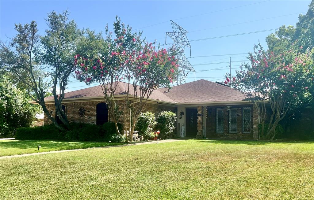 Welcome home to this spacious 3-bedroom, 3-Bathroom gem in Duncanville's desired Greenbriar Estates! You’ll love the huge living room that flows into a sunny sunroom—perfect for heading out to your sparkling backyard pool. Entertaining is a breeze with a formal dining room, a cozy den with a wet bar, and a bright breakfast nook featuring a cute built-in hutch. The kitchen comes ready with granite countertops. The smart split layout offers great privacy. A full bedroom and bath sit off the kitchen (perfect for guests or an office), while the primary suite features a double vanity, separate tub and shower, and a big walk-in closet. Major perks include a 5-year-old roof, new water heater, gutters, and two HVAC units! Bring your favorite design ideas and make this oasis your own! Seller intends a smooth transaction and prefers to sell the property in its present condition with no repairs. TO TURN ON LIGHTS IN PRIMARY BATHROOM, SAY, HEY ALEXA, GOOD MORNING.