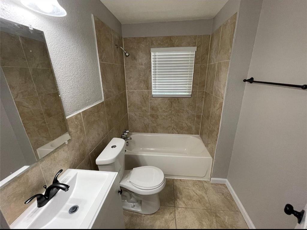 Adam Guinns Resub - Residential