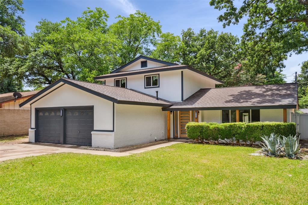 Discover this exceptional 4-bedroom, 3 full bathrooms. The residence was fully remodeled from scratch back in 2026. Situated on an expansive lot with no HOA restrictions. Perfectly positioned in a highly sought-after Arlington neighborhood, this property combines immediate financial rewards with long-term versatility. Whether you are a savvy investor looking to expand your portfolio or a homeowner seeking a future primary residence that pays for itself in the short term, this home delivers unmatched value. Nestled in the vibrant heart of Arlington, just minutes away from premier shopping centers, diverse dining options, and local entertainment.