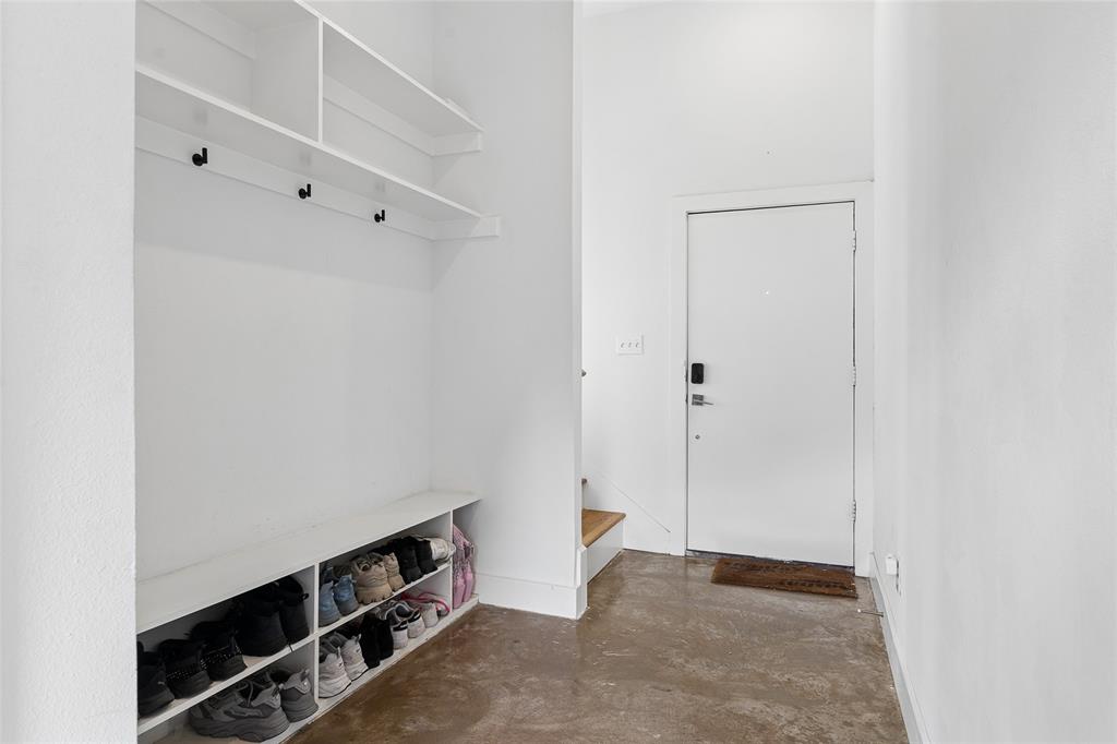 Hondo Ave Condos - Residential