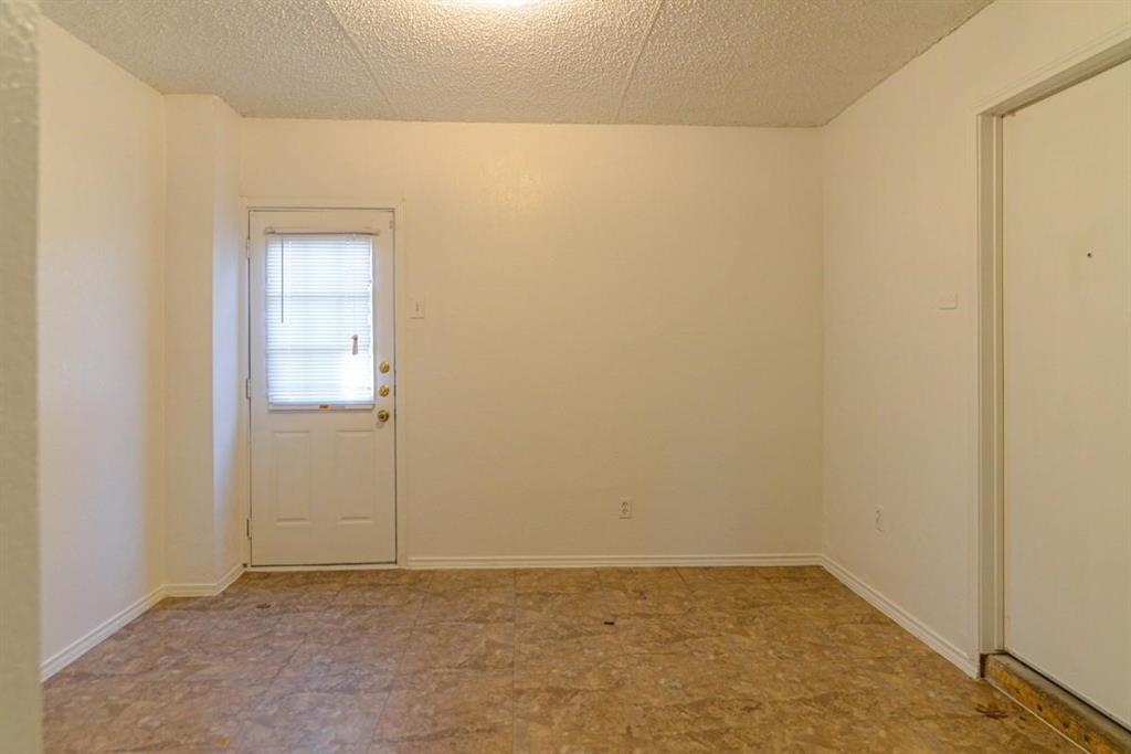 Country Brook South 01 - Residential Lease