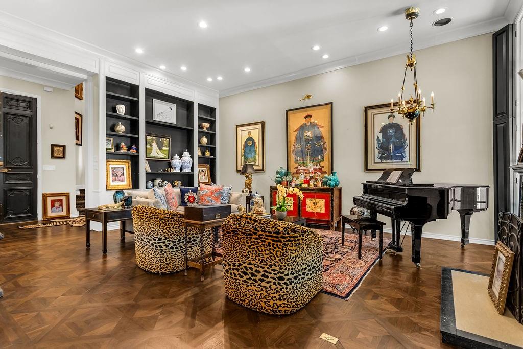Highland Park West Twnhms Mccleary - Residential
