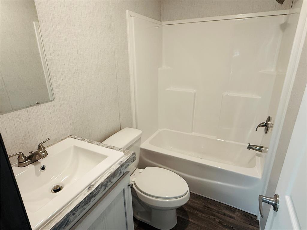 Oak Trail Shores - Residential