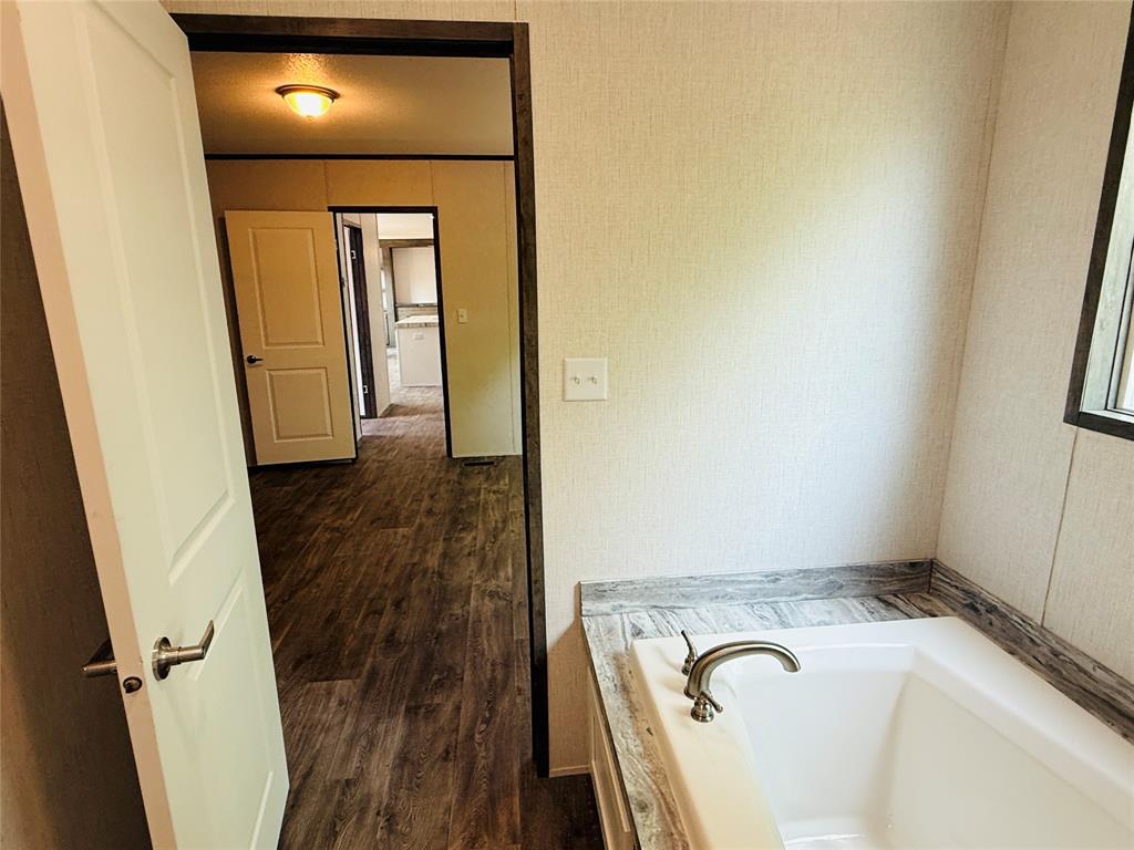 Oak Trail Shores - Residential