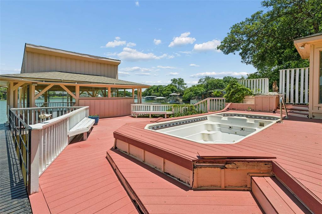 Lake Country Estates Add - Residential