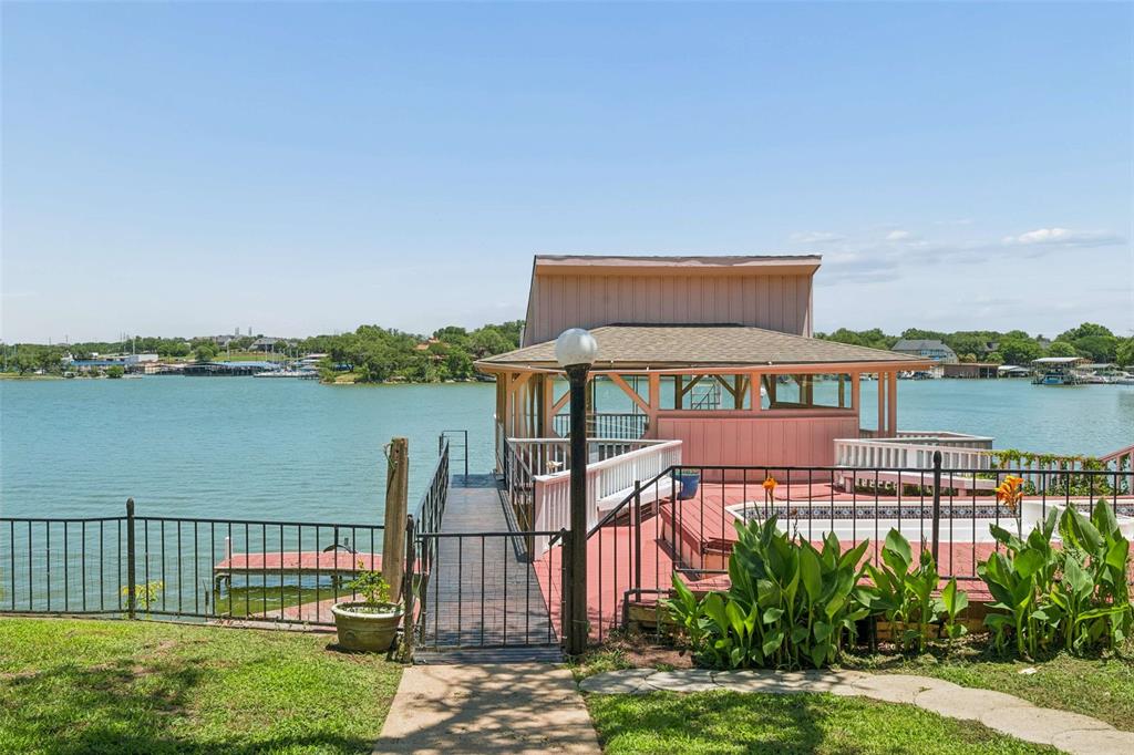 Lake Country Estates Add - Residential