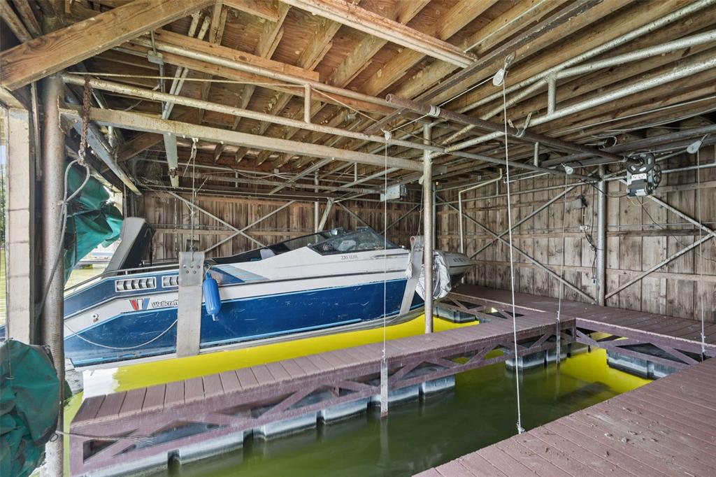 Lake Country Estates Add - Residential