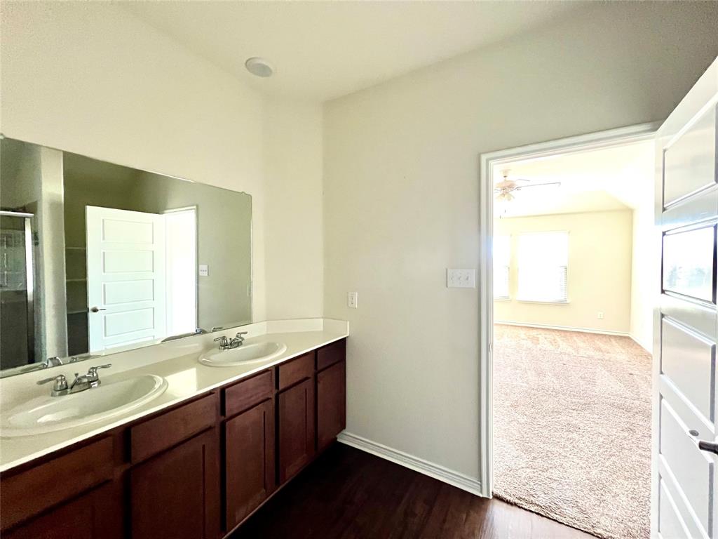 Williamsburg Ph 1b-3 - Residential Lease