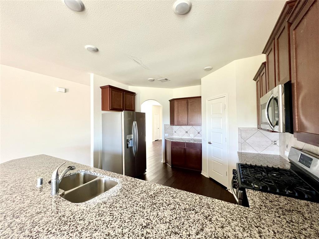 Williamsburg Ph 1b-3 - Residential Lease