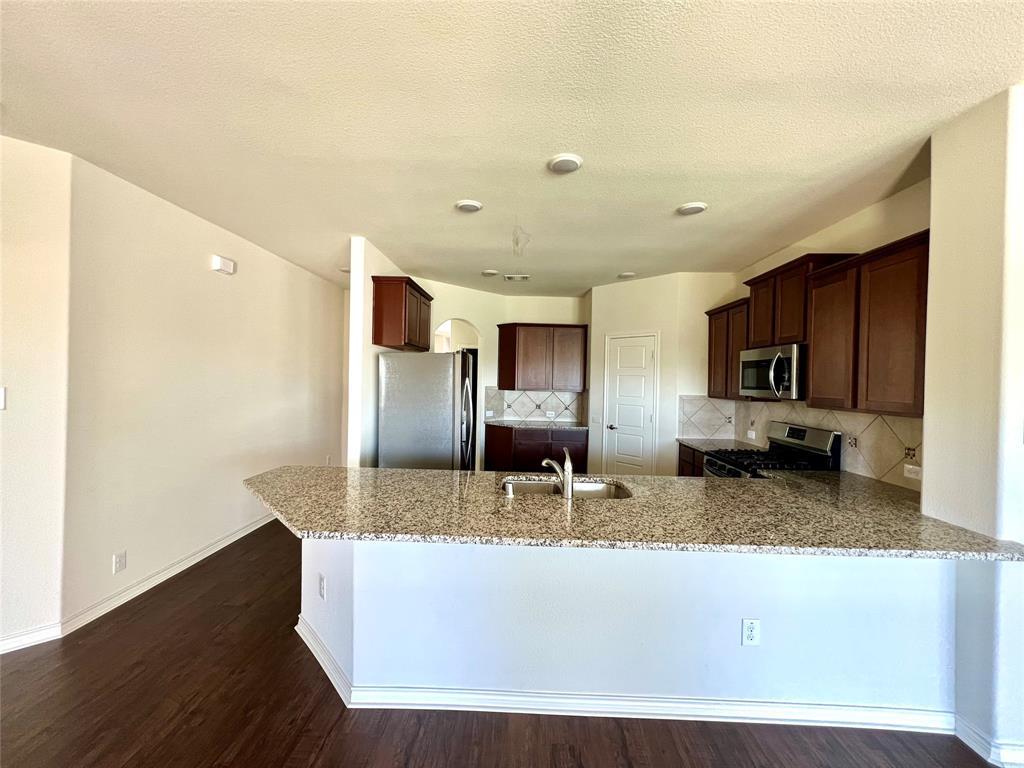 Williamsburg Ph 1b-3 - Residential Lease