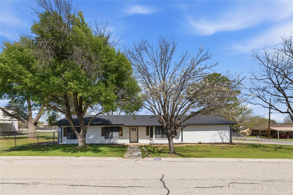 Situated on a spacious, tree-covered corner lot in Early, 102 James Blvd offers the perfect blend of charm, comfort, and modern updates. Towering mature trees provide shade and curb appeal, creating a welcoming first impression and a peaceful setting.
This home has undergone an extensive remodel, giving it a fresh, updated feel throughout. Step inside to an inviting open floor plan that seamlessly connects the living, dining, and kitchen areas—ideal for both everyday living and entertaining. The updates shine from room to room, with thoughtful finishes and a clean, modern aesthetic.
A brand-new roof adds long-term value and peace of mind, while the overall improvements make this home truly move-in ready. Whether you're hosting guests or enjoying a quiet evening at home, this property offers both functionality and style in a desirable location.
Don’t miss the opportunity to own a beautifully updated home on one of the most attractive lots in Early.