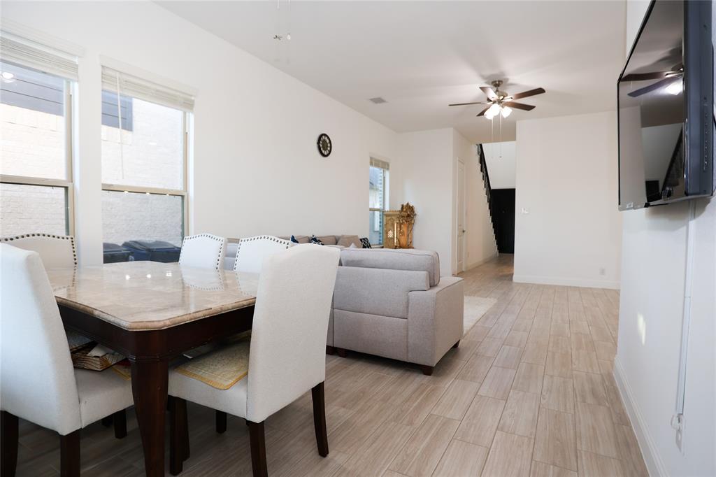Manors At Woodbridge - Residential