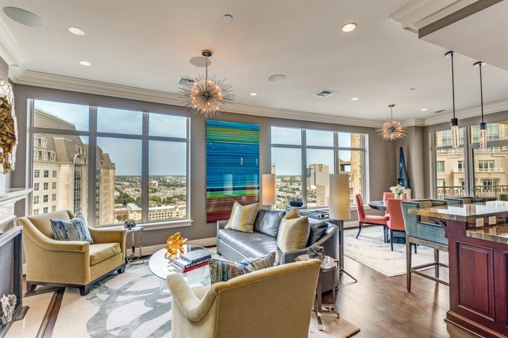 Tower & Regency Row Residences - Residential
