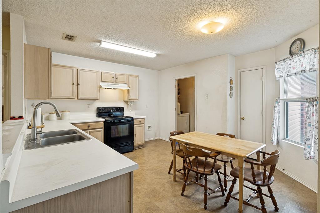 Idlewyld Place Ph 01r - Residential