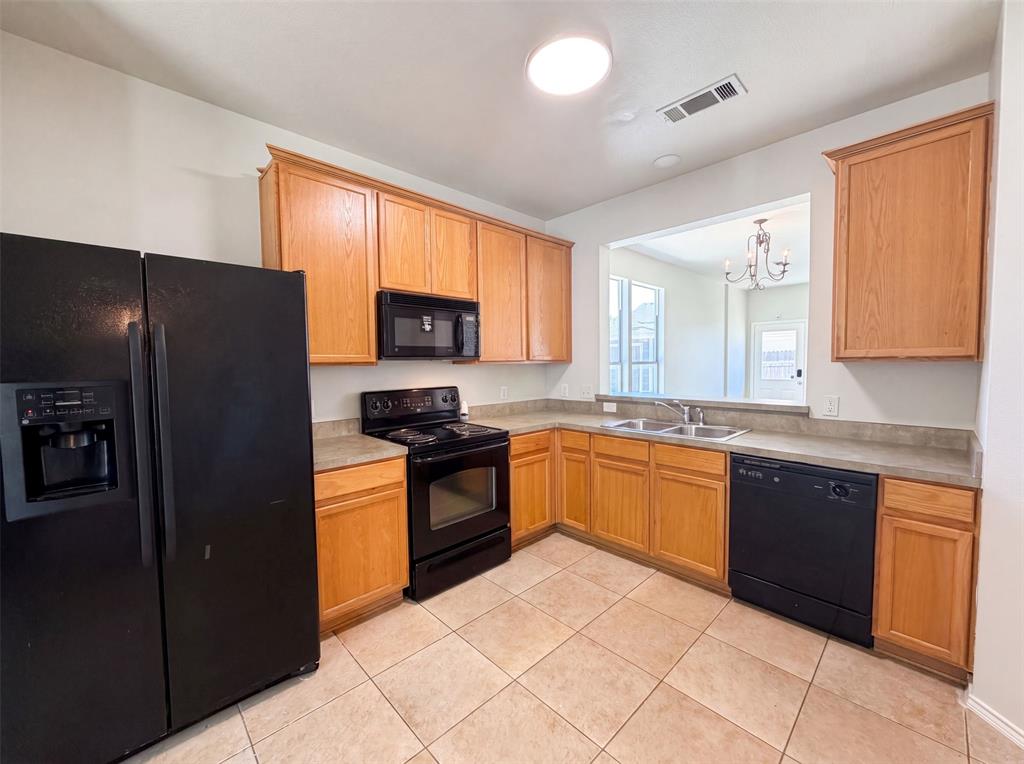 Villages Of Crawford Farms Th - Residential