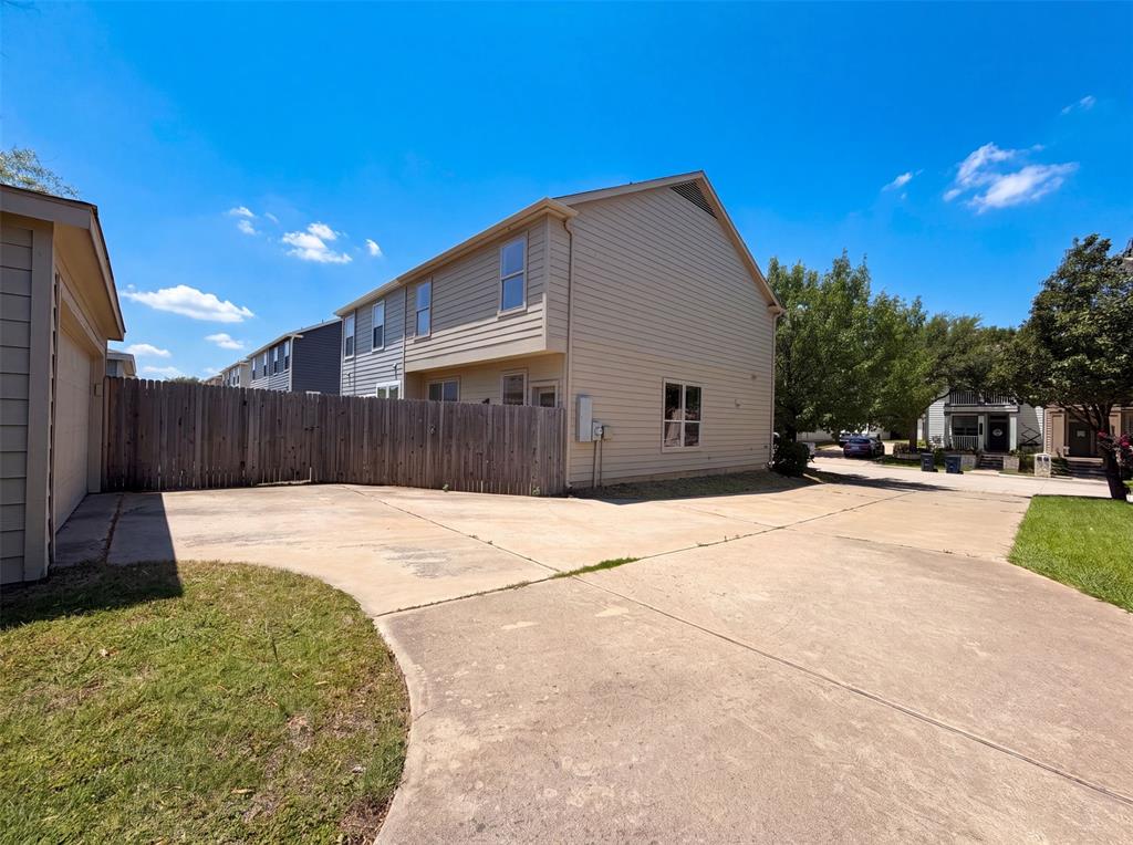 Villages Of Crawford Farms Th - Residential