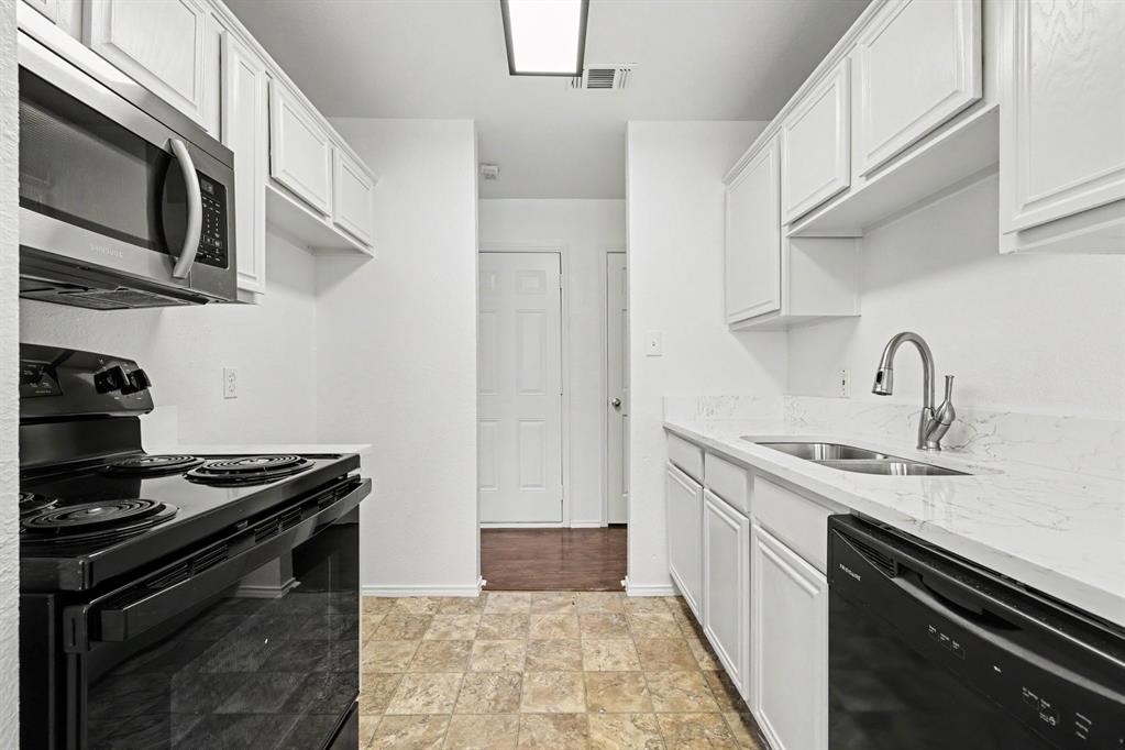 Hollywood Add - Residential