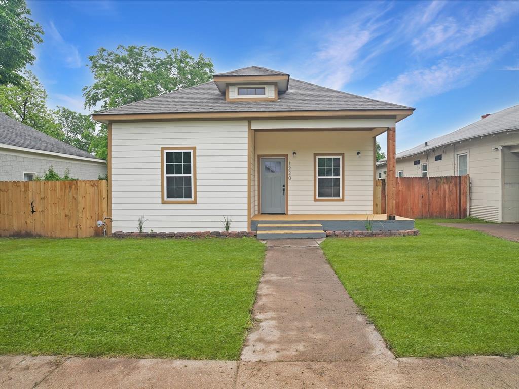 Welcome to this renovated, charming, and open concept single-story home. Thoughtfully laid out, this residence features 3 spacious bedrooms and 2 full baths, providing the perfect blend of functionality and comfort. The private primary suite includes a generous bedroom, a walk-in closet, and an en-suite bath with dual sinks and an oversized shower. Two secondary bedrooms are well-sized and conveniently located near the second full bath. The bright living room flows seamlessly into the dining area and kitchen, creating an inviting open space ideal for everyday living and entertaining. A dedicated laundry room adds convenience, while the smart layout maximizes every square foot. Whether you're a first-time buyer, downsizing, or investing, this home offers exceptional value and livability.

Schedule your private showing today and discover all this home has to offer!