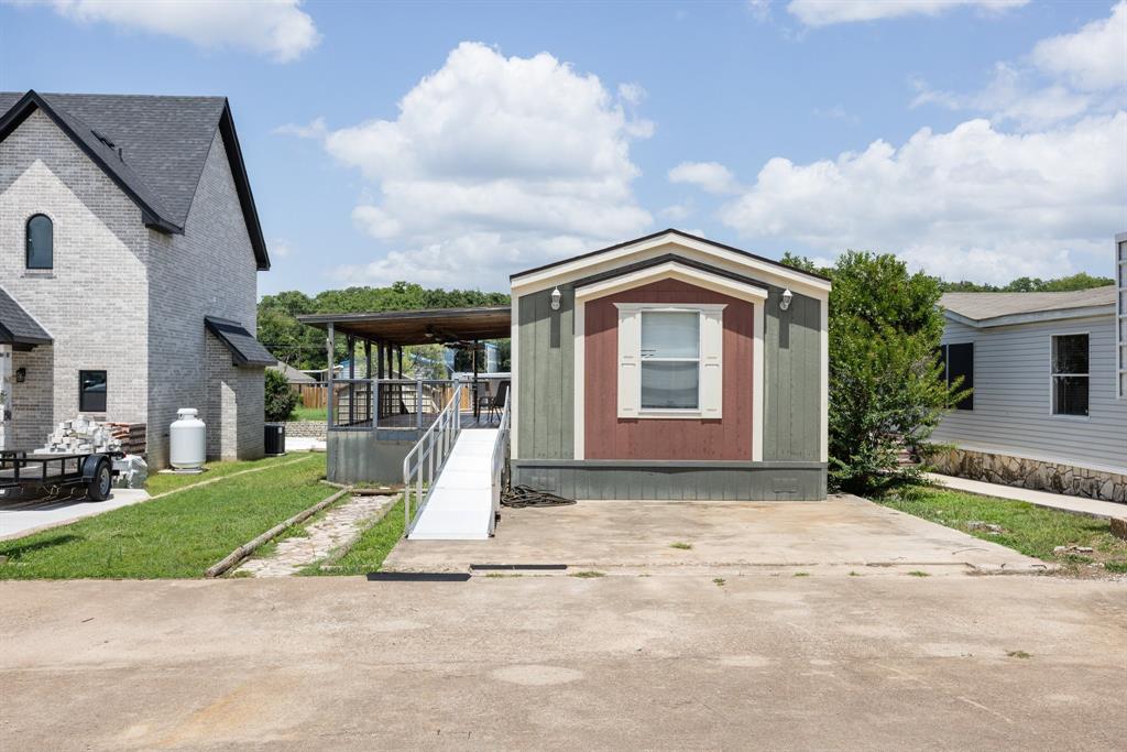 Blue Water Shores - Residential